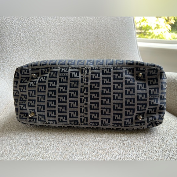 Fendi handbag second hand - Picture 5 of 13